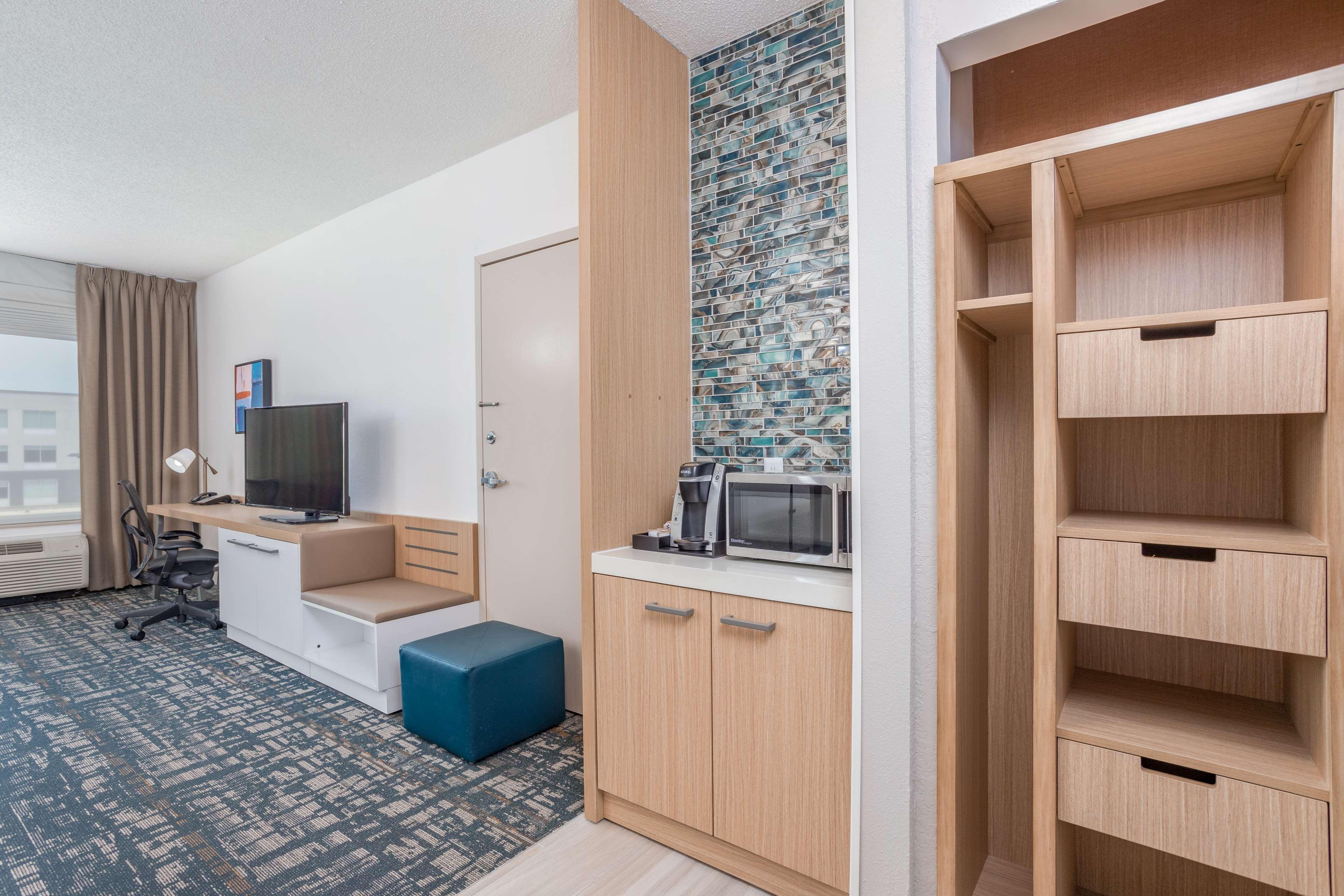Hilton Garden Inn Cincinnati/Шаронвілл Екстер'єр фото
