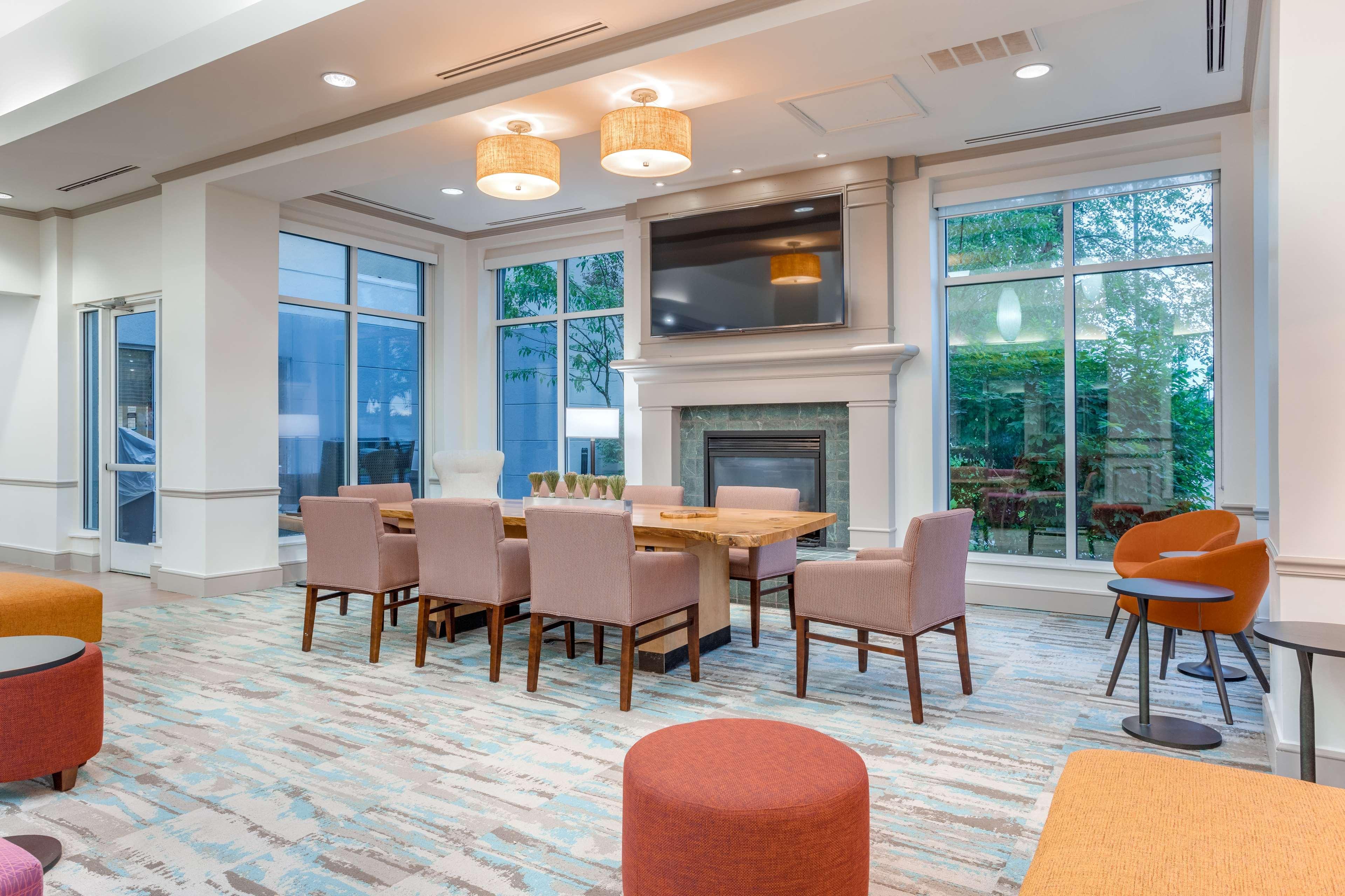 Hilton Garden Inn Cincinnati/Шаронвілл Екстер'єр фото