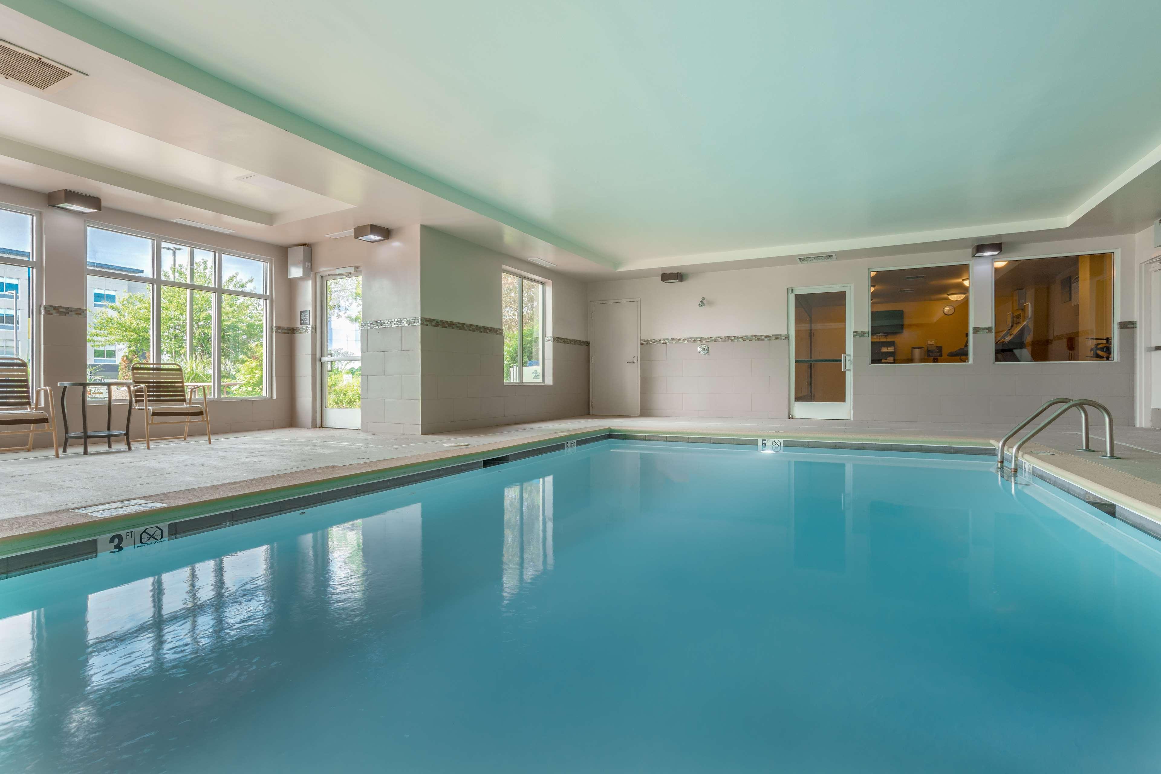 Hilton Garden Inn Cincinnati/Шаронвілл Екстер'єр фото