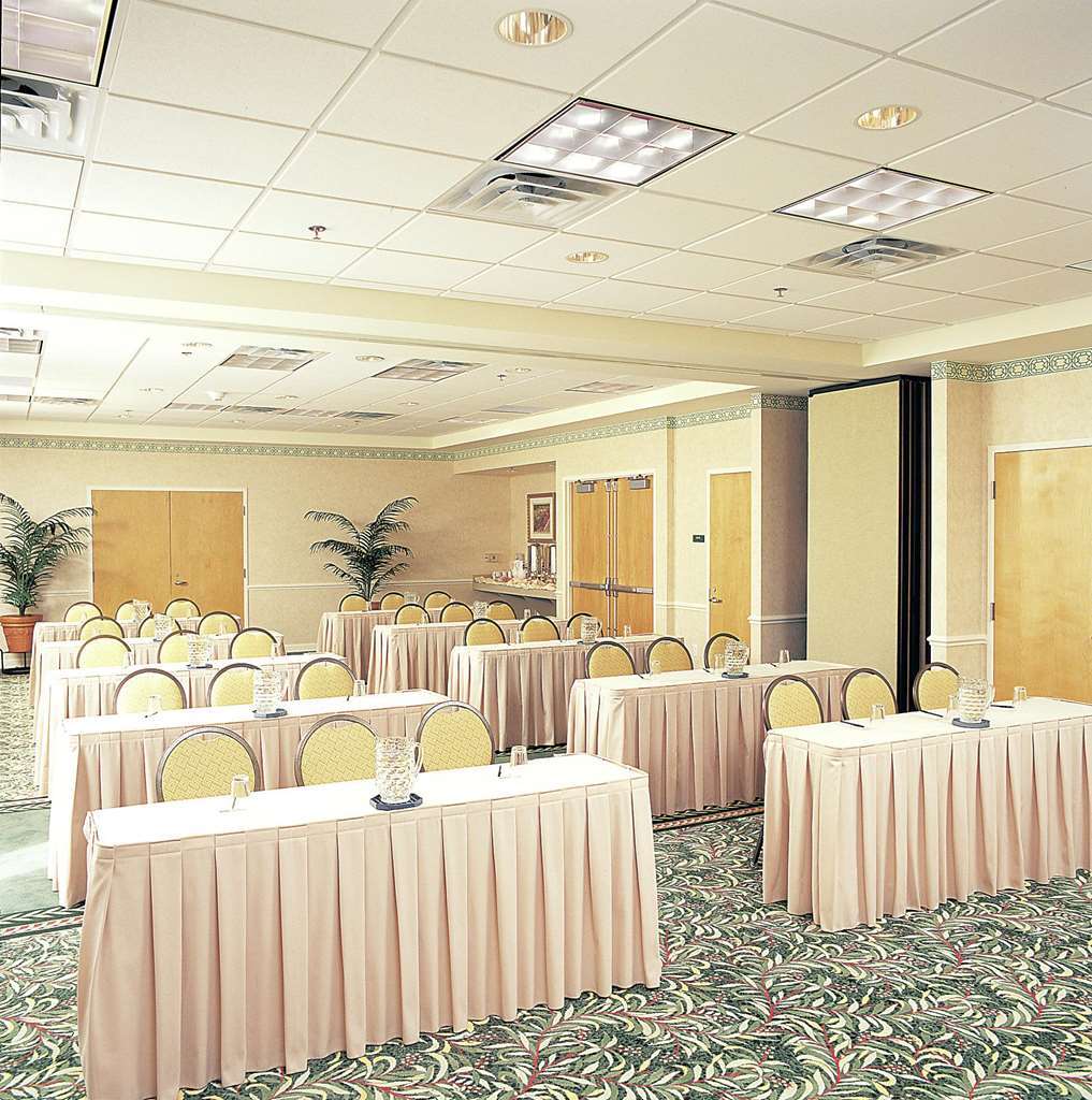 Hilton Garden Inn Cincinnati/Шаронвілл Зручності фото